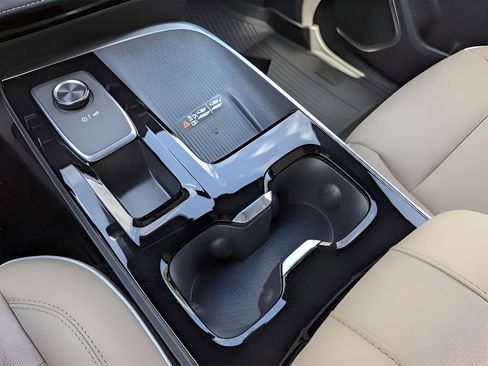 New 2026 Buick Enclave Preferred w/ Power Package image 19