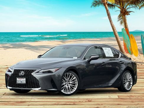Used 2023 Lexus IS 300 w/ Premium Package image 2
