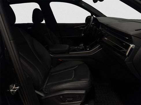 Used 2021 Audi Q7 3.0T Prestige image 15