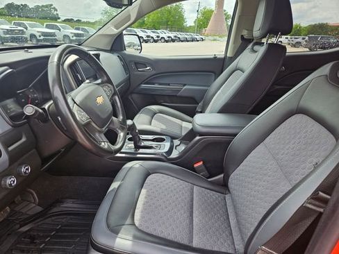 Used 2019 Chevrolet Colorado Z71 AWD/4WD image 9