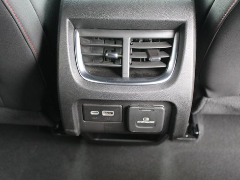 Used 2025 Chevrolet Blazer RS AWD/4WD image 17