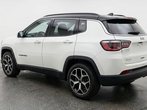 Used 2025 Jeep Compass Limited AWD/4WD image 6