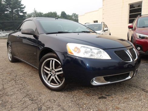 Used 2009 Pontiac G6 GT w/ Sport Package 1 FWD image 7