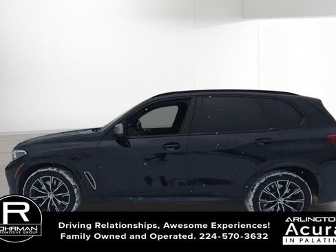 Used 2020 BMW X5 M50i image 2