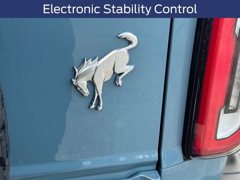 Used 2022 Ford Bronco Badlands image 21