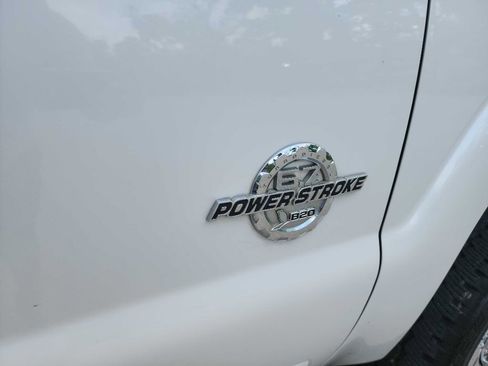 Used 2016 Ford F350 Lariat w/ Lariat Ultimate Package AWD/4WD image 11