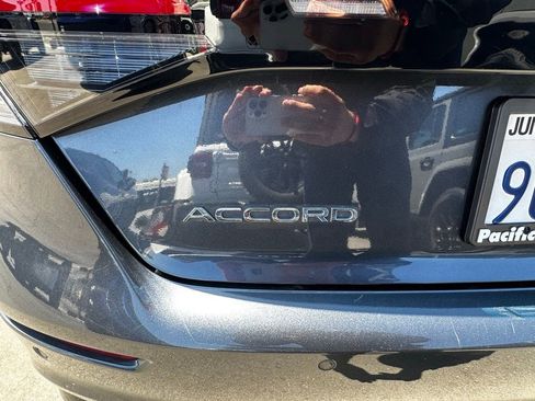 Used 2023 Honda Accord EX-L image 11