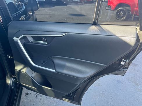 Used 2019 Toyota RAV4 XLE image 26