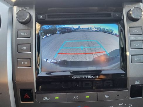 Used 2018 Toyota Tundra SR5 w/ SR5 Upgrade Package AWD/4WD image 33
