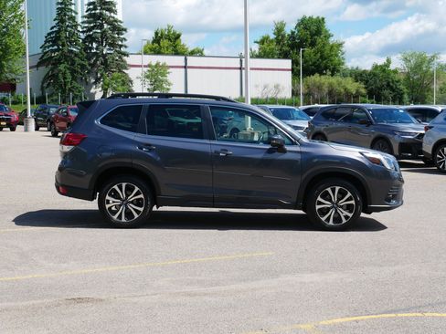 Used 2024 Subaru Forester Limited AWD/4WD image 8