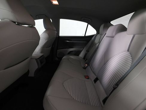 Used 2023 Toyota Camry SE FWD image 13