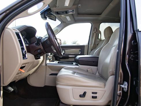 Used 2016 RAM 1500 Laramie w/ Convenience Group RWD image 19