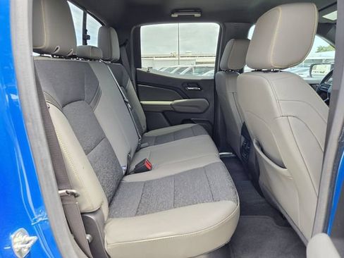 Used 2024 Chevrolet Colorado ZR2 w/ Safety Package AWD/4WD image 18