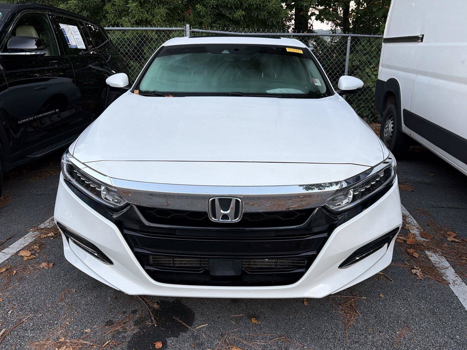 Used 2018 Honda Accord EX-L image 2