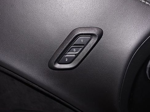 Used 2022 Dodge Challenger SRT Hellcat w/ Plus Package RWD image 12