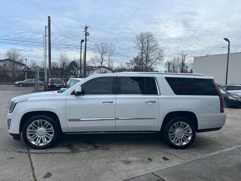 Used 2016 Cadillac Escalade ESV Platinum image 5