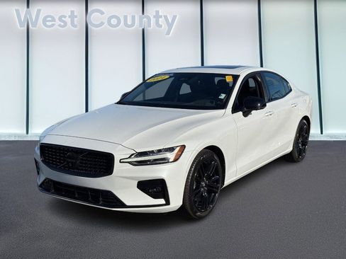 Certified 2024 Volvo S60 B5 Plus w/ Protection Package Premier image 9