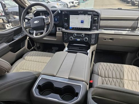 New 2026 Ford F450 Platinum w/ Platinum Plus Package AWD/4WD image 17