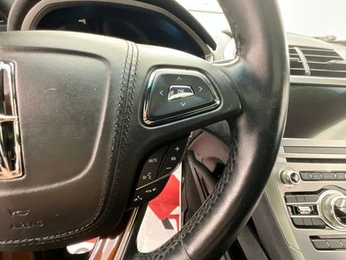 Used 2019 Lincoln MKZ Reserve w/ Luxury Package FWD image 19