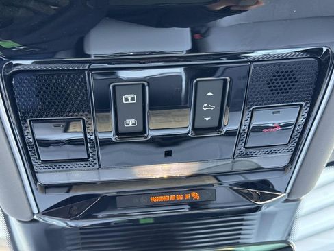 New 2026 Land Rover Range Rover SV image 20