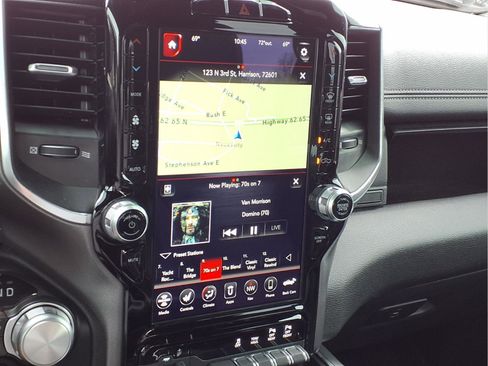 Used 2021 RAM 1500 Laramie w/ Sport Appearance Package image 10