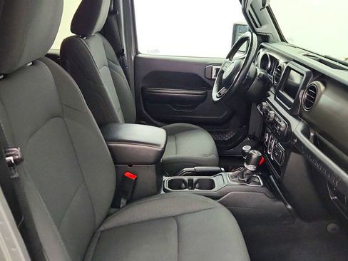 Used 2020 Jeep Wrangler Unlimited Sport S image 24