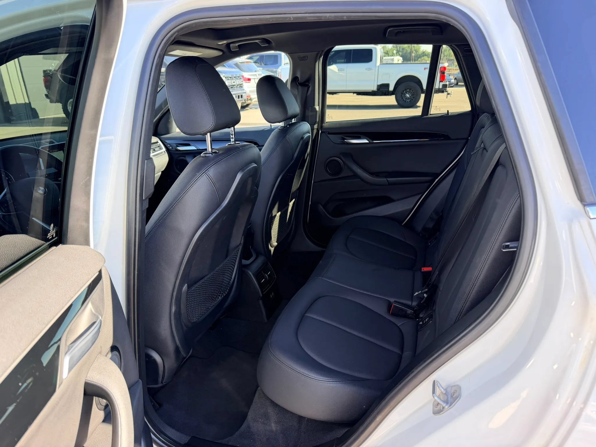 Used 2019 BMW X1 xDrive28i w/ Convenience Package AWD/4WD image 15