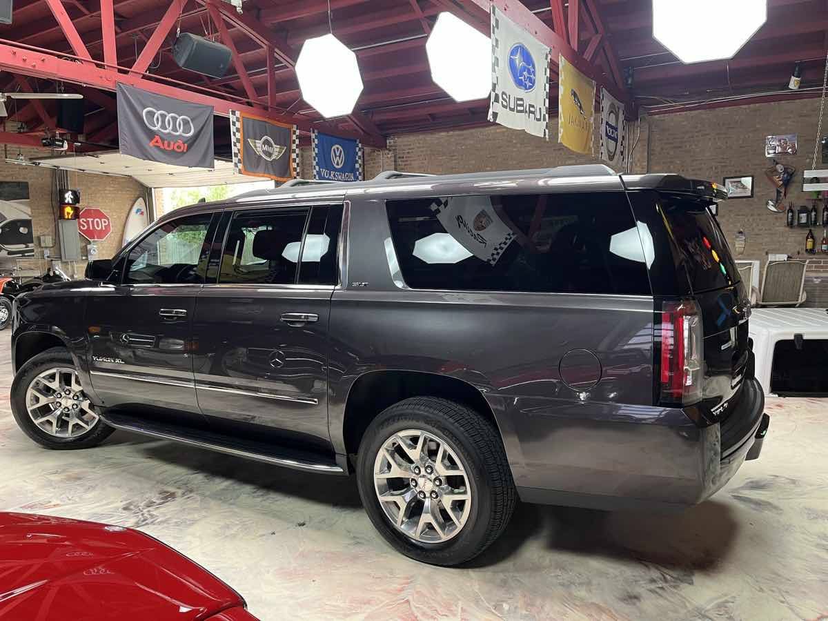 Used 2017 GMC Yukon XL SLT w/ HD Trailering Package AWD/4WD image 5