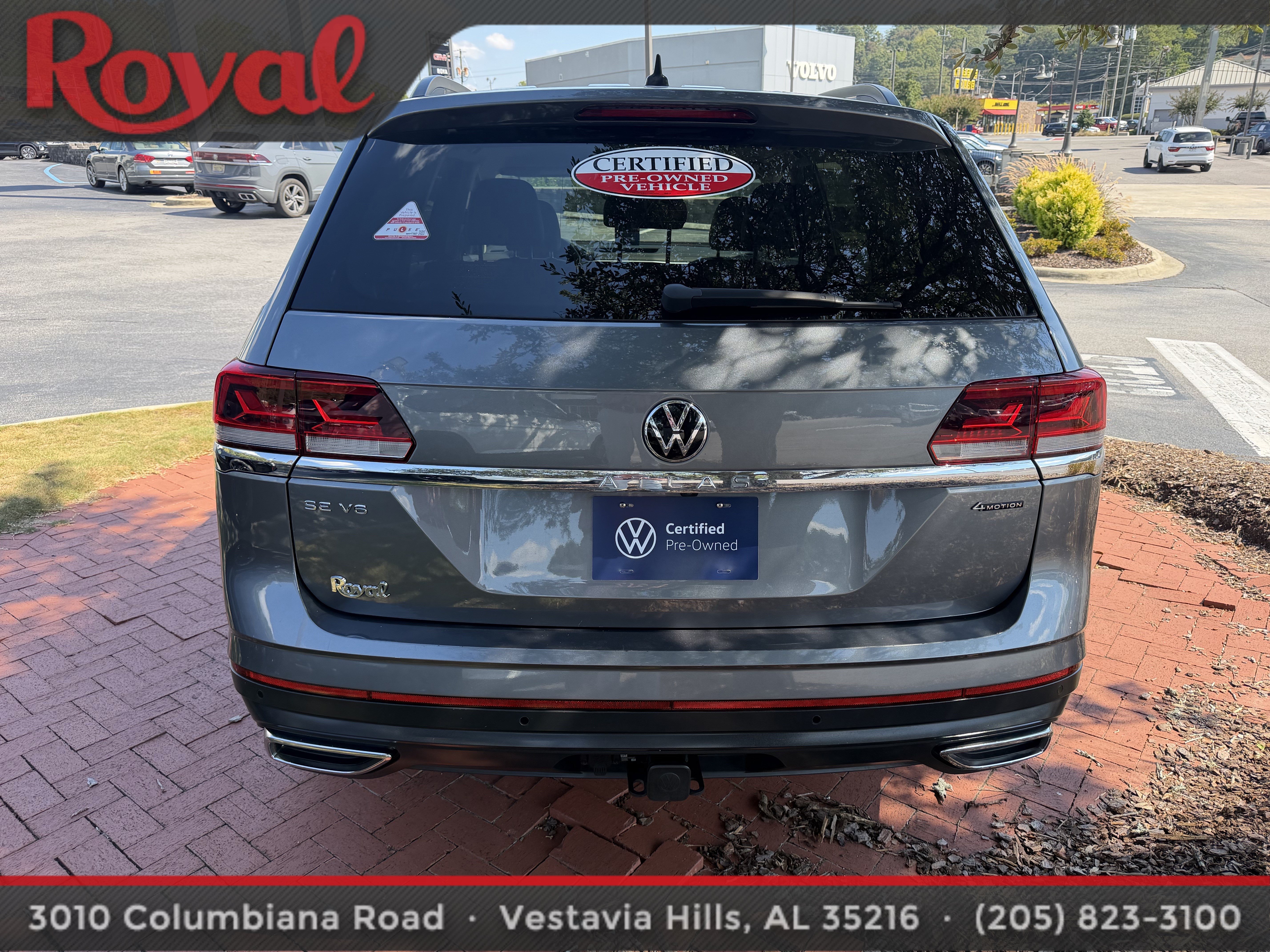 Certified 2023 Volkswagen Atlas SE w/ Black Wheel Package AWD/4WD image 3