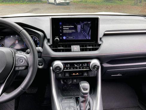 Used 2024 Toyota RAV4 SE w/ Weather & Moonroof Package AWD/4WD image 9