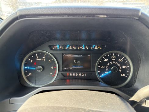 Used 2015 Ford F150 XLT w/ Equipment Group 302A Luxury image 16