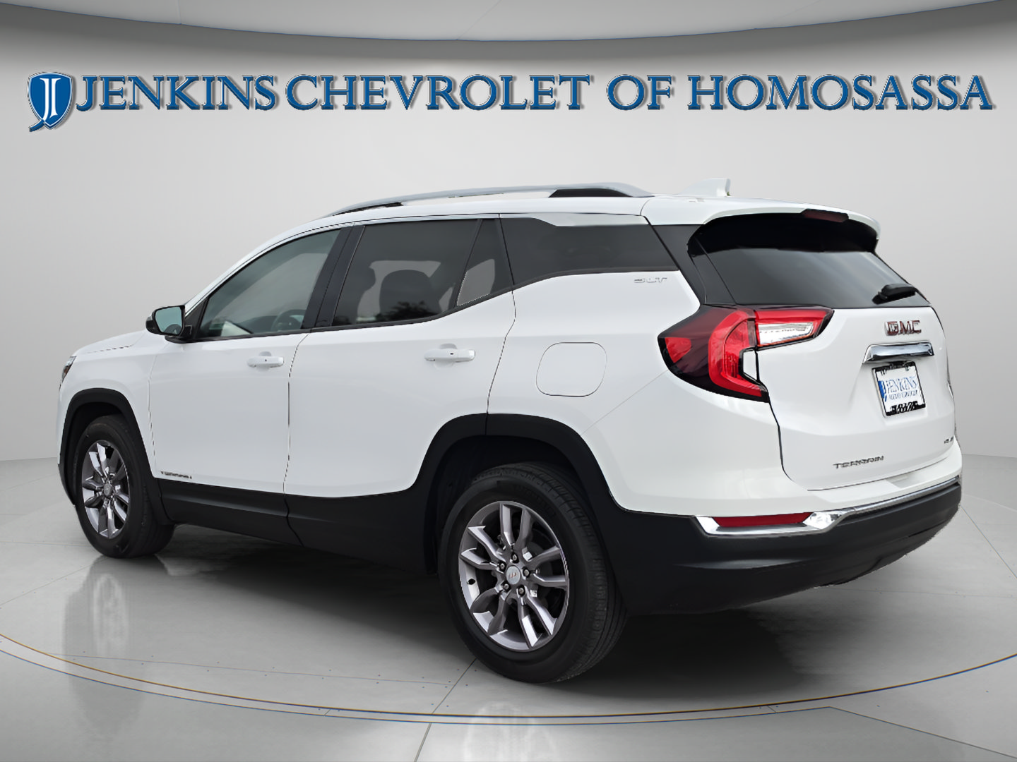 Used 2023 GMC Terrain SLT AWD/4WD image 8