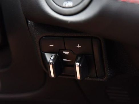 Used 2025 Dodge Durango GT AWD/4WD image 19