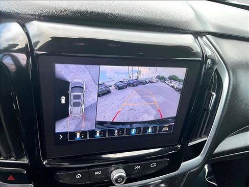 Used 2021 Chevrolet Traverse RS FWD image 22
