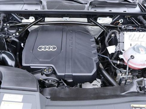 Used 2023 Audi Q5 2.0T Premium w/ Convenience Package AWD/4WD image 28