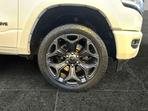 Used 2023 RAM 1500 Limited w/ Night Edition image 9