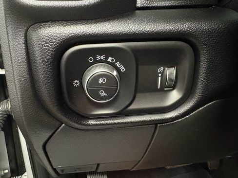 Used 2026 RAM 2500 Big Horn AWD/4WD image 16