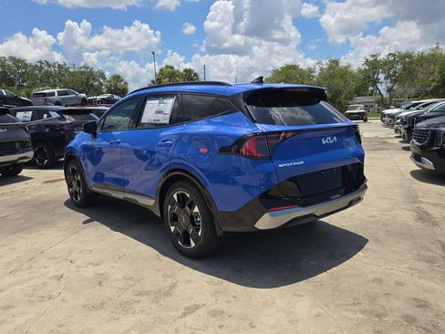 New 2026 Kia Sportage SX FWD image 6