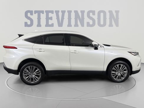 Used 2021 Toyota Venza XLE w/ Softex Package AWD/4WD image 30