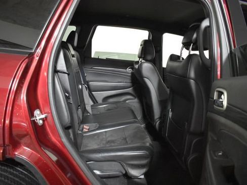 Used 2021 Jeep Grand Cherokee Laredo X AWD/4WD image 36