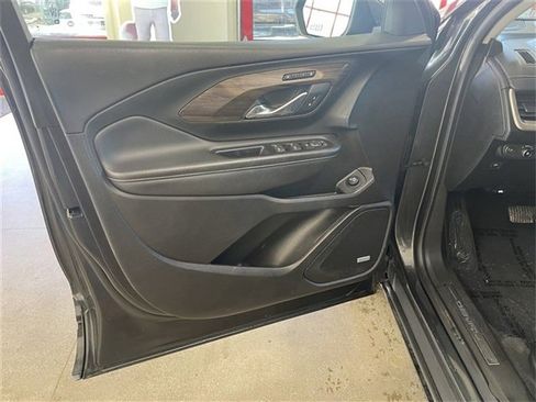 Used 2019 GMC Terrain Denali w/ Driver Alert Package II image 12