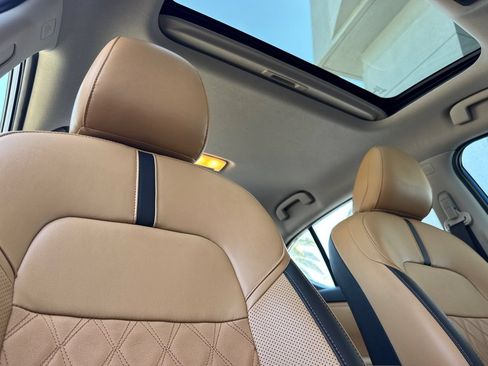 Used 2024 Nissan Sentra SV w/ SV Premium Package FWD image 16