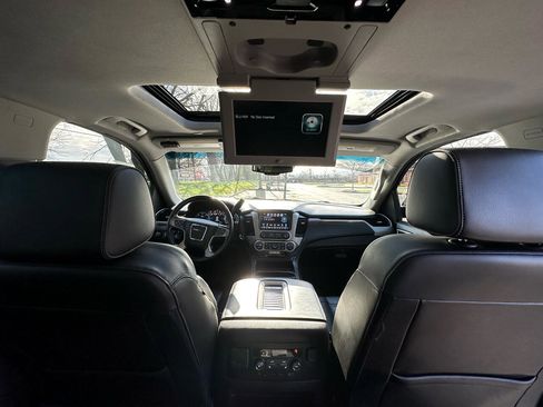 Used 2019 GMC Yukon Denali w/ Open Road Package image 19