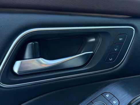 Used 2022 Nissan Rogue Platinum w/ Head-Up Display Package image 25