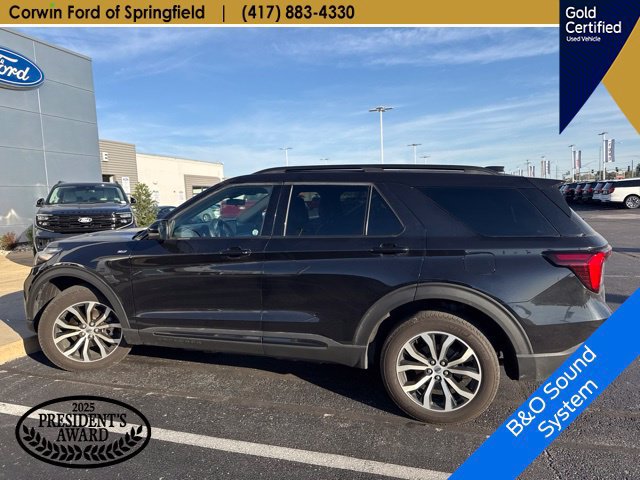 Used 2025 Ford Explorer ST-Line AWD/4WD image 8