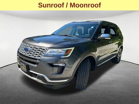 Used 2018 Ford Explorer Platinum AWD/4WD image 6