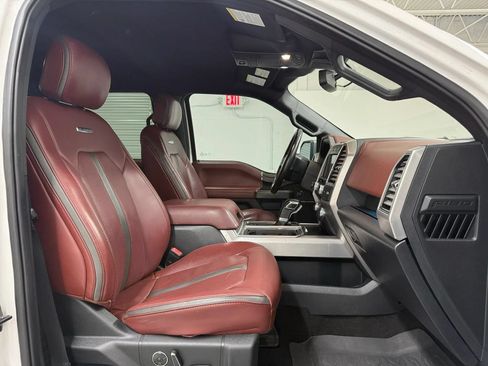 Used 2019 Ford F150 Platinum w/ Equipment Group 701A Luxury AWD/4WD image 12