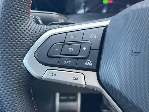 New 2026 Volkswagen GTI SE FWD image 9
