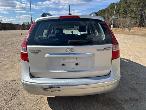 Used 2010 Hyundai Elantra SE w/ Popular Equipment Pkg 2 image 7