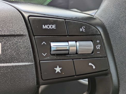 Certified 2025 Kia K4 FWD image 29
